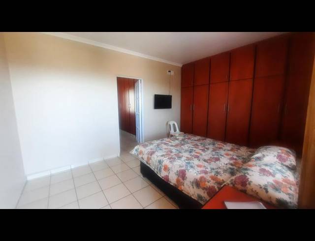 1 BEDROOM PROPERTY TO RENT IN TRENANCE MANOR